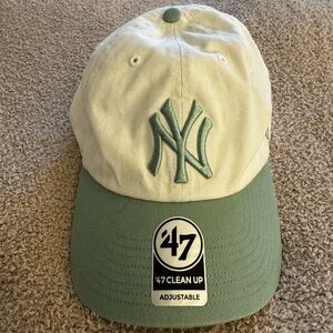 NWT Yankee Hat